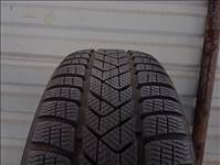 2 db újszerű Pirelli Winter Sottozero 3 RSC 225/55 R17 97H RunFlat defekttűrő téligumi. 