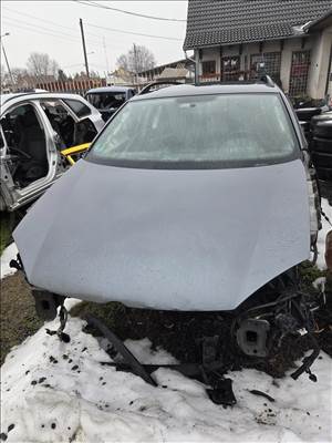 Volkswagen Golf V bontott alkatrészei