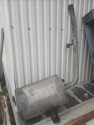 Toyota Avensis Verso Verso C 2.0 D-4D Kipufogó hátsó dob .