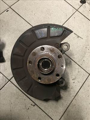 Skoda Octavia II 2,0 PD BMM - jobb első csonkállvány