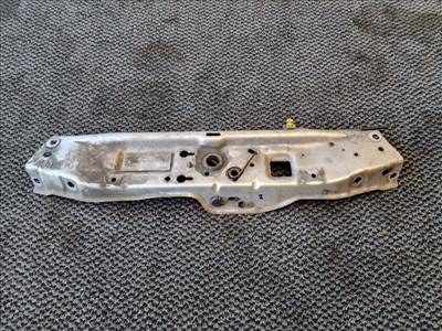 Opel Zafira B homlokfal