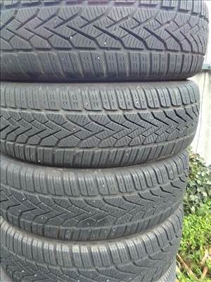  195/65R15 Semperit Speed-grip2 használt téli gumi garnitúra