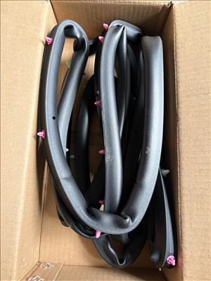 BYD Seal U Jobb hátsó ajtó gumikéder Sa3f-6207112