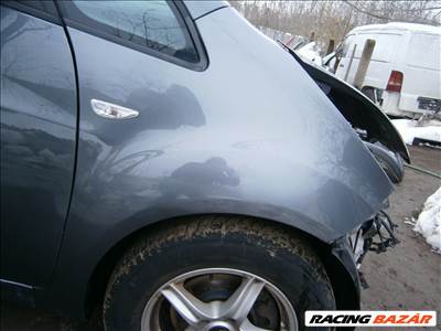 Kia Venga jobb első sárvédő