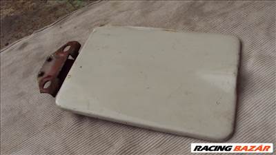 Lada zsiguli üzemanyagtank ajtó 21018404102