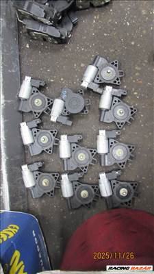 Mazda 5 (CR) jobb oldali ablakemelő motor GJ6A5858X