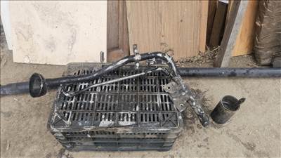 Nissan X-Trail (T30) Tankbeöntő cső 