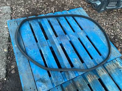 Opel Corsa E OPEL CORSA E Bal első Gumikéder