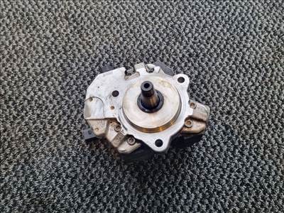 BMW 3 (E90, E60), BMW 1, BMW 5, BMW 6, BMW 7, BMW X3, BMW X5, BMW X6 Nagynyomású Szivattyú