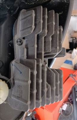 Opel Mokka X fényszóróhoz  gyári bontott LED  index elektronika 