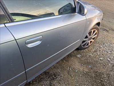 Audi A4 (B6/B7) Jobb első ajtó ly7w