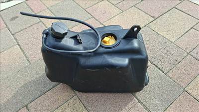 Piaggio x9 evo 200 tank