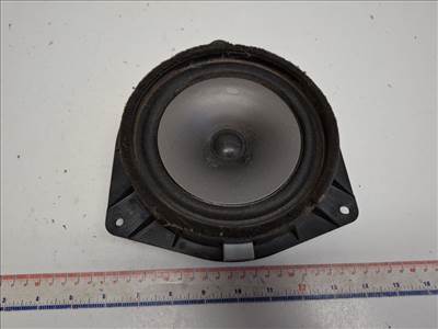 Toyota Yaris Verso bal első hangszóró 8616052020