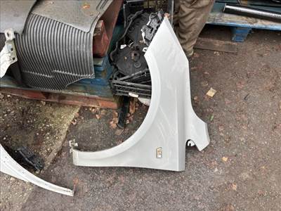 Opel Corsa E OPEL CORSA E Bal első Sárvédő