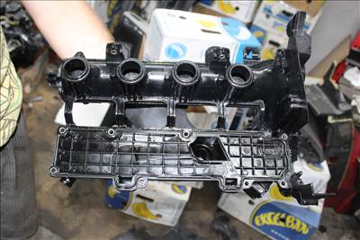 Ford Fiesta Mk6 1.4 szelepfedél 9648315780