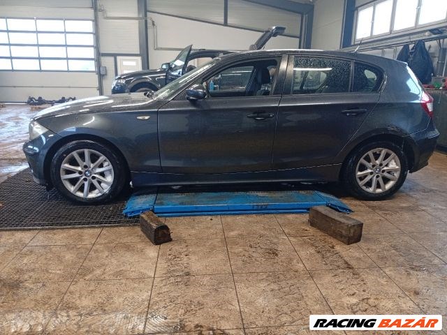 BMW 1 (E87) 118d - Bontódik! 3. kép