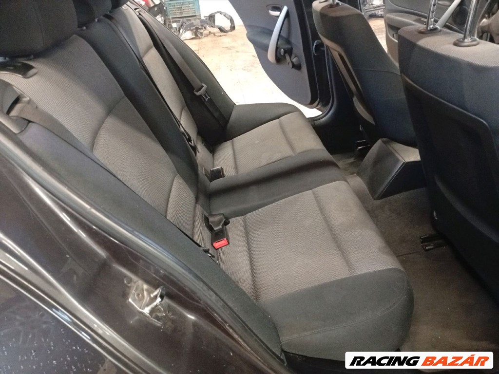 BMW 1 (E87) 118d - Bontódik! 25. kép