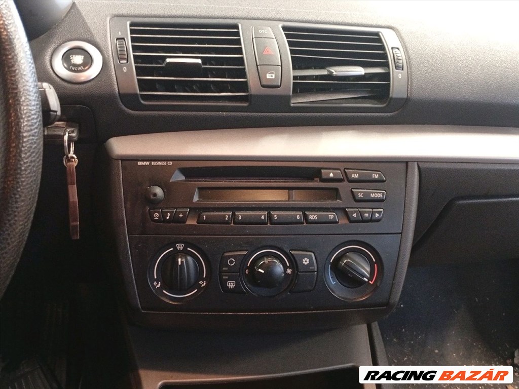 BMW 1 (E87) 118d - Bontódik! 30. kép