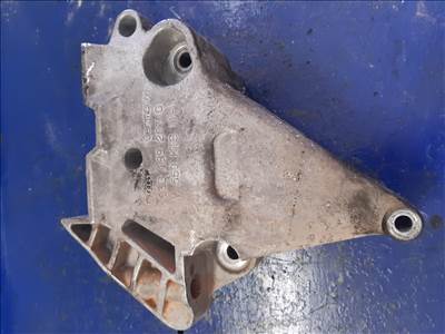 Volkswagen Passat B6 Motortartó Bak