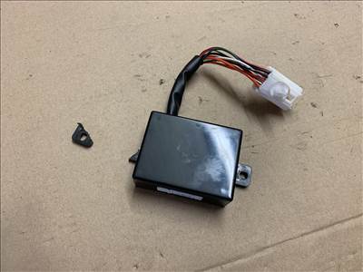 Suzuki Swift elektronika, 1 fül törött 3866079j0