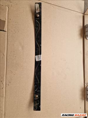 Dacia Dokker Hátsó lökhárító középtartó 850422928r