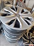  15" RENAULT lemezfelni dísztárcsával