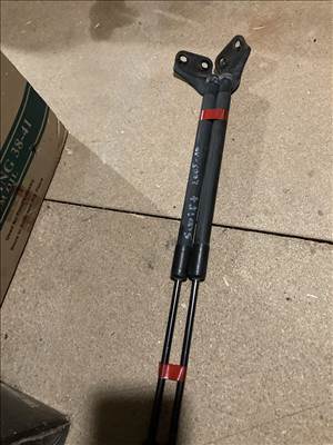 Suzuki Swift csomagtérajtó teleszkóp(2005-10)