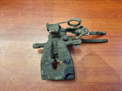 Ford S-Max jobb hátsó féknyereg munkahengerrel