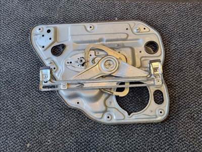 Volvo S40 II, V50 jobb hátsó elektromos ablakemelő szerkezet motor nélkül