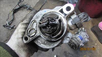 Volvo V50 1.6D Vákum szivattyú (D156-2B0701W)