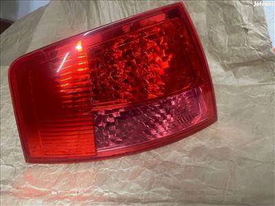 Audi A8 D3 bal hátsó lámpa  4e0945095c