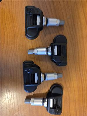 Opel gyári Schrader TPM szenzor om-13598775005cfe1