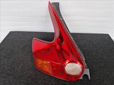 NISSAN JUKE (F15) bal hátsó lámpa 