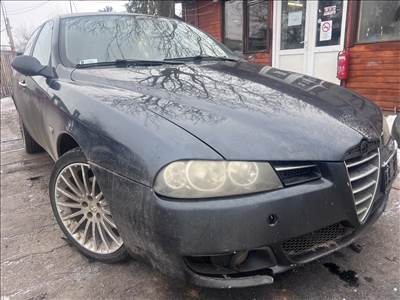 Alfa Romeo 156 1.9JTD bontott alkatrészei