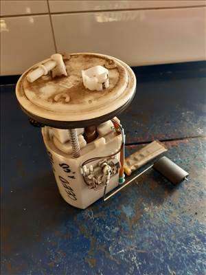 Kia Ceed (ED) 06-12 Üzemanyag Szintjelző