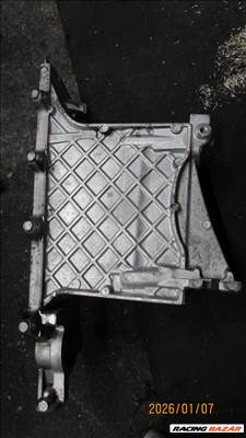 Volkswagen Caddy III 2.0 TDI intercooler 04L129766AQ