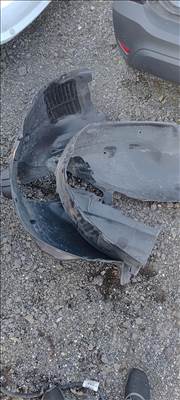 Opel Combo E első dobbetét 