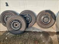  16" használt lemezfelni, rajta 205/55 újszerű Semperit téli gumi gumi 