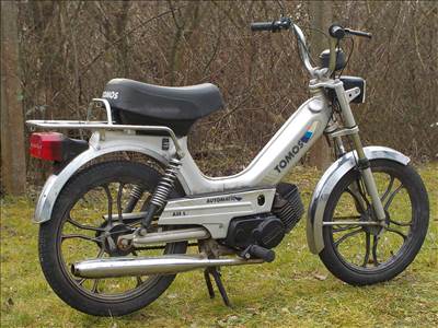 TOMOS A 35 M 2B  / A35 L TIPUSÚ  OLDTIMER KISMOTOR,GYÁRI 2774KM-REL GYŰJTŐKNEK ELADÓ