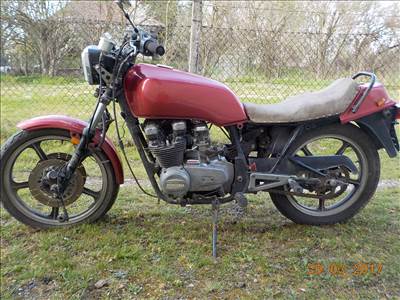 KAWASAKI ZR 500A,(MOTORKÓD =KZ 500 AE)1982-ES OLDTIMER MKP. OSZTRÁK TYPENSCHEINJÉVEL
