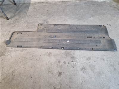 HYUNDAI I30 (PD) bal alvázburkolat 84135-G4100