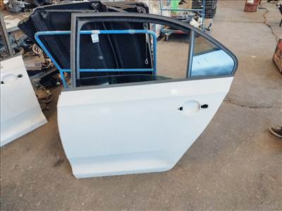 Skoda Rapid 2012-2017 bal hátsó ajtó üresen