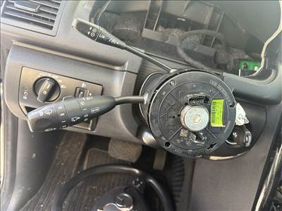 Mercedes A-osztály W169 kormánykapcsoló 