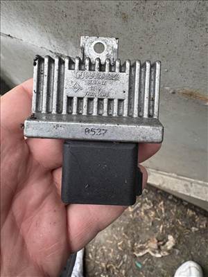 Nissan Primastar, Opel Vivaro A, Renault Master 7700115078 Izzító relé bed-7122