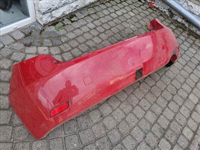 Subaru Impreza hátsó lökhárító 57704FG010
