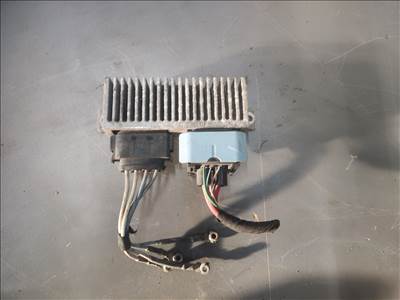 Renault Grand Scénic III izzítórelé  8200558438a