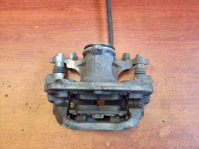 TOYOTA C-HR Jobb hátsó Féknyereg Munkahengerrel