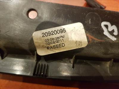 Opel Insignia A csomagtér ajtó bal becsípődésgátló 20920095