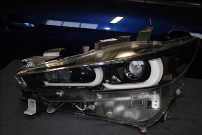 Mazda cx-5 B.E. lámpa. 