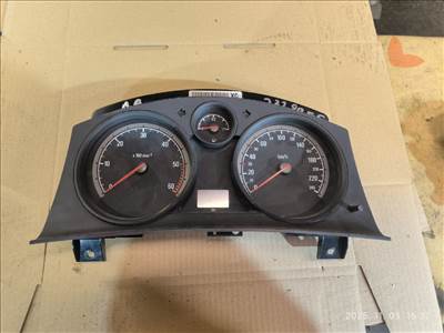 OPEL ASTRA H Kilométeróra